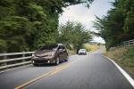 Toyota Prius v 2015 года